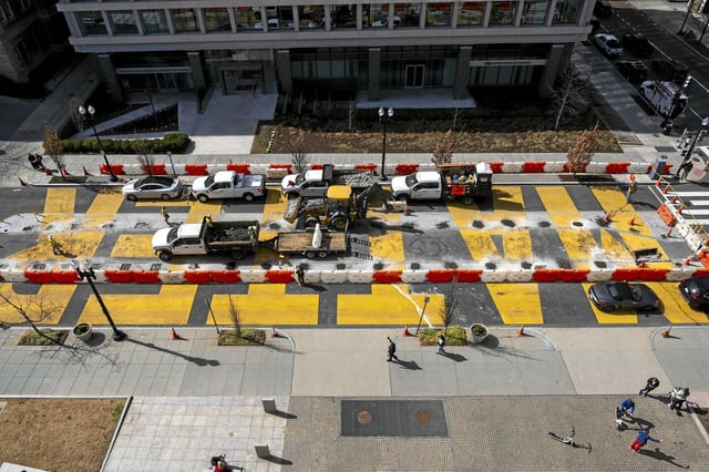 La démolition de la Black Lives Matter Plaza a commencé à Washington, ce lundi 10 mars 2025.
