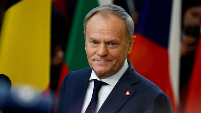 «En 2027, nous serons en mesure de former 100.000 volontaires par an» a affirmé Donald Tusk ce mardi.