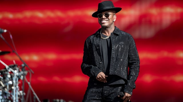 LISBON, PORTUGAL - JUNE 23: Ne-Yo performs on the Mundo stage during the last day of the 20th edition of Rock In Rio Lisbon on June 23, 2024 in Lisbon, Portugal. (Photo by Pedro Gomes/Redferns)