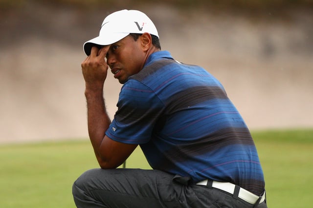 MELBOURNE, AUSTRALIA - NOVEMBER 12: Tiger Woods of the USA looks dejected after missing a putt during day two of the Australian Masters at The Victoria Golf Club on November 12, 2010 in Melbourne, Australia. (Photo by Ryan Pierse/Getty Images)