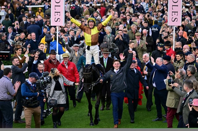 Jockey Paul Townend soaks up the applause after Galopin des Champs' second Gold Cup success last year