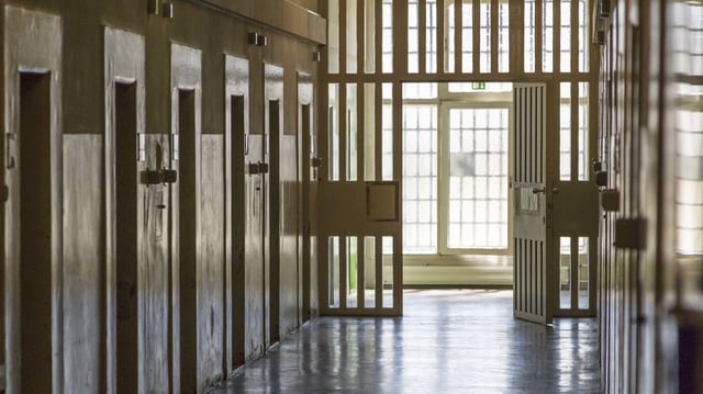 Le garde des Sceaux a indiqué que 25% des détenus dans les prisons françaises étaient étrangers.