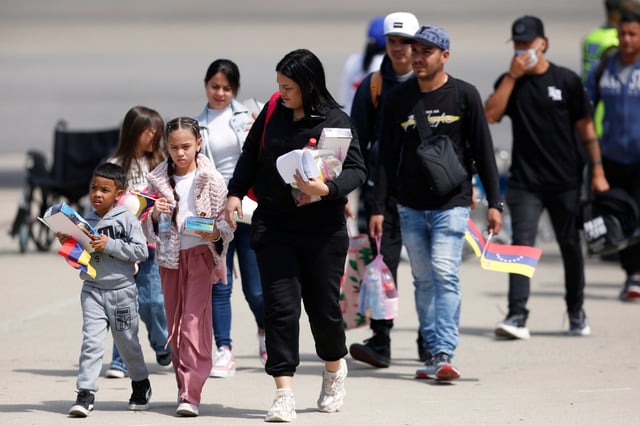 Venezuelan migrants deported from the United States arrive at Simon Bolivar International Airport in Maiquetía, Venezuela, Feb. 24, 2025. (Cristian Hernandez/AP)