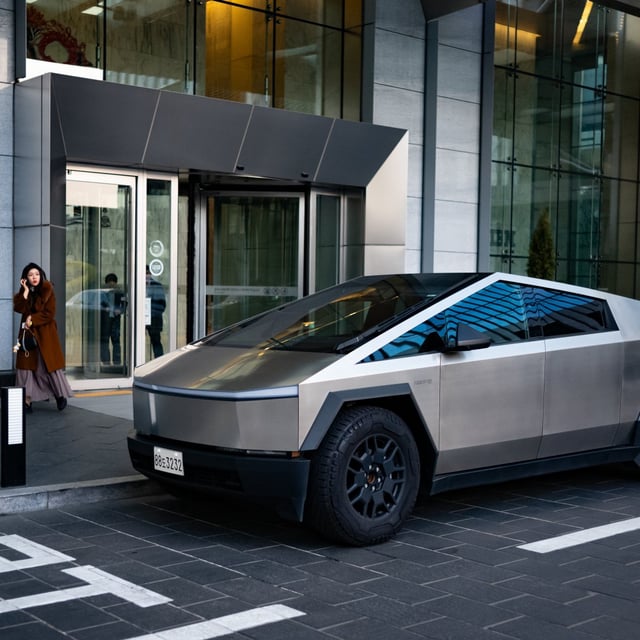 Tesla is stopped deliveries on Cybertrucks due to yet another production issue found with the vehicle.