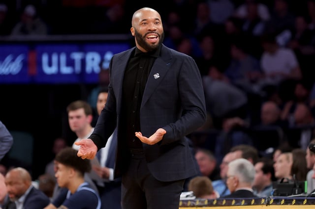 Kyle Neptune coached Villanova for three seasons.