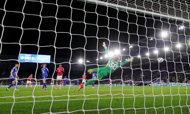 Soccer Football - Premier League - Leicester City v Manchester United - King Power Stadium, Leicester, Britain - March 16, 2025 Manchester United's Bruno Fernandes scores their third goal REUTERS/Chris Radburn