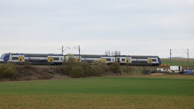 Pas-de-Calais: deux militaires tués dans un accident de train à Bailleul-Sire-Berthoult