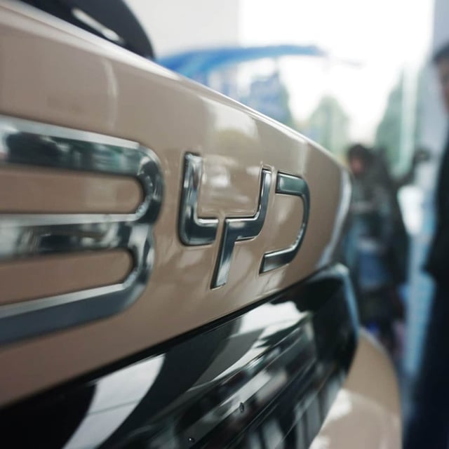 BYD präsentiert eine neue hocheffiziente Lade-Technologie für E-Autos.
