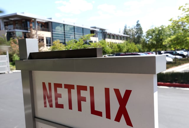 "47 Ronin" director Carl Rinsch was arrested Tuesday for allegedly defrauding Netflix.