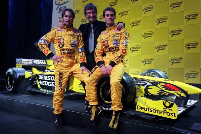 2000: Eddie Jordan mit Heinz-Harald Frentzen (l.) und Jarno Trulli