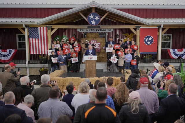 Rep. John Rose, R-Tenn., center, announces his candidacy for the 2026 gubernatorial election Thursday, March 20, 2025, in Lebanon, Tenn. (AP Photo/George Walker IV)