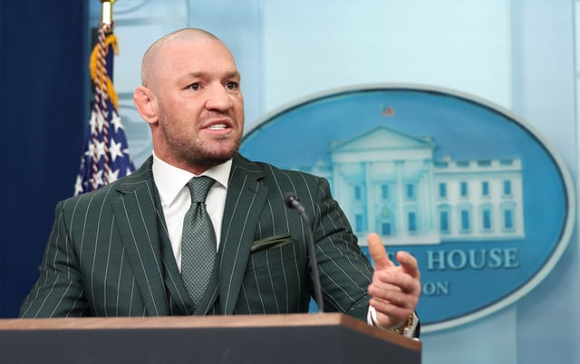 Le combattant irlandais de l’UFC Conor McGregor lors d’une visite à la Maison Blanche à Washington, DC, États-Unis, le 17 mars 2025.