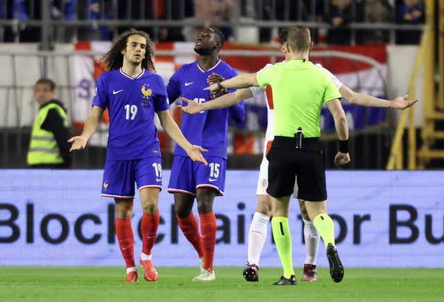 Mattéo Guendouzi et les milieux bleus ont pris l’eau jeudi à Split.