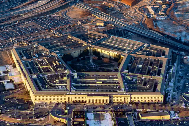 ARLINGTON, UNITED STATES - 2025/01/27: The Pentagon is seen from above. The Pentagon in Arlington, Virginia, is the U.S. Department of Defense headquarters and one of the world's largest office buildings. Built during World War II, it symbolizes U.S. military power. Despite its vast size, its layout allows travel between points in under 10 minutes, and it houses a memorial for 9/11 victims.