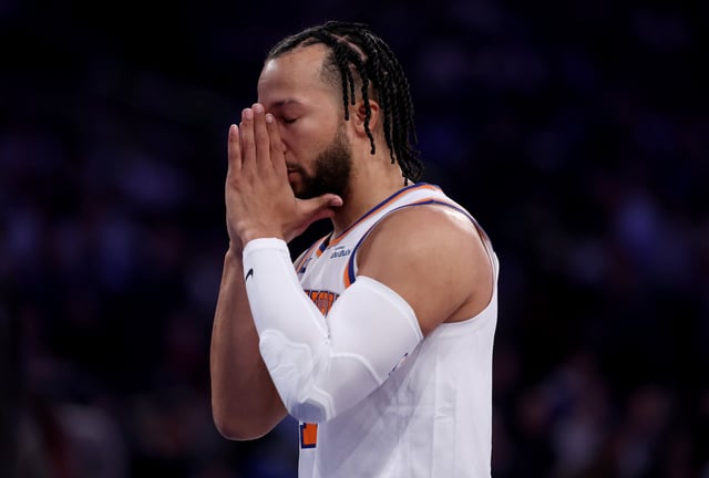 NEW YORK, NEW YORK - MARCH 04: Jalen Brunson #11 of the New York Knicks takes a moment before the opening tipoff against the Golden State Warriors at Madison Square Garden on March 04, 2025 in New York City.