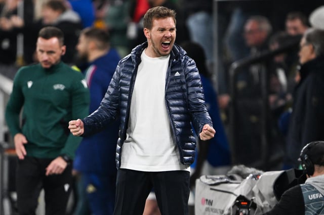 Der Trainer jubelt