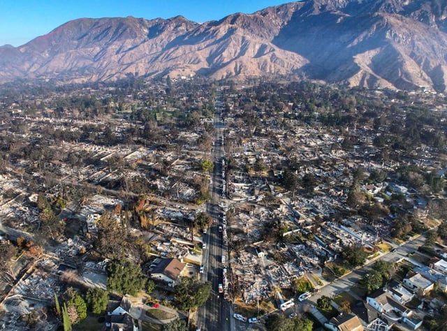 Thousands of structures sit in ruins in Altadena, CA, on Sunday, Jan. 19, 2025. The Eaton Fire, fueled by intense Santa Ana Winds, ripped through beginning on the evening of Jan. 7. (Photo by Jeff Gritchen, Orange County Register/SCNG)
