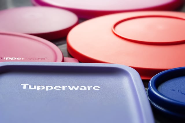 En octobre dernier, Tupperware avait échappé à la liquidation judiciaire grâce à un accord entre plusieurs de ses créanciers.