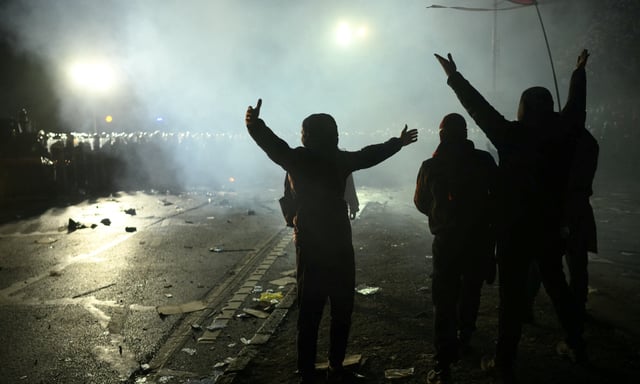 Des manifestants anti-Erdogan à Istanbul, le 24 mars 2025.