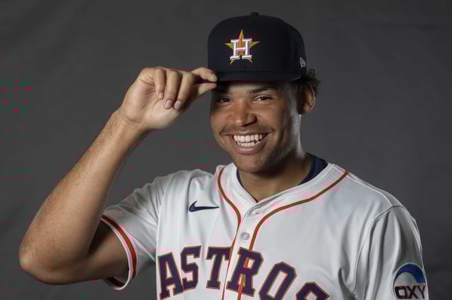 Cam Smith will wear the Astros uniform this season, making the opening day roster.