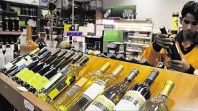 U.P. excise commissioner Dr Adarsh Singh said, “This is not something which the department is condoning and all the shops must function as per the norms (For representation only)