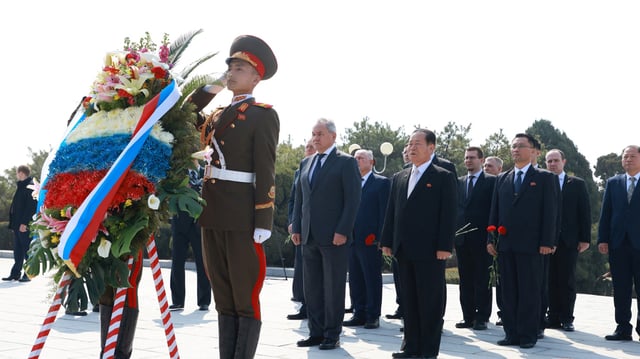 Le conseiller principal en sécurité du président russe Vladimir Poutine, Sergei Shoigu en Corée du Nord le 21 mars 2025.