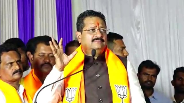 MLA Basanagouda Patil Yatnal.