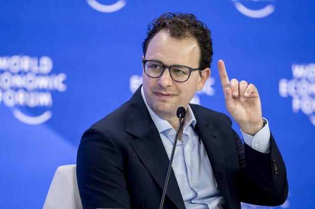 Anthropic CEO Dario Amodei. Today the company announced that its researchers had made a breakthrough in probing how large language models, like the one that powers Anthropic&#39;s Claude chatbot, formulate responses.