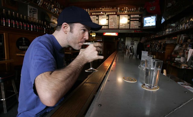 Author Sean Wilsey has a beer at the Toronado in 2005.