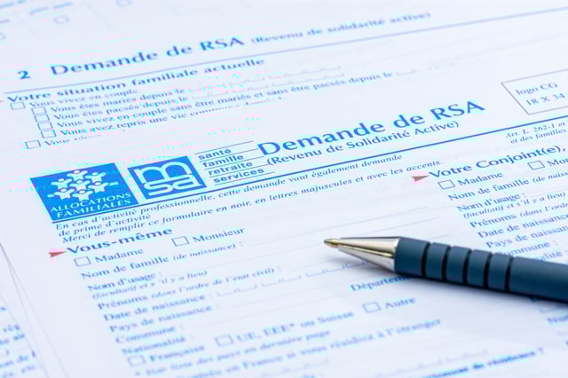 Le Revenu de solidarité active (RSA) est revalorisé de 1,7 %.