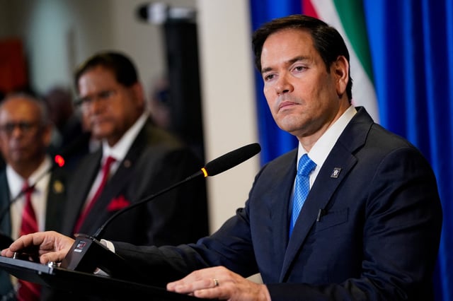 U.S. Secretary of State Marco Rubio and Suriname's President Chan Santokh attend a press conference, in Paramaribo, Suriname, March 27, 2025. REUTERS/Nathan Howard/Pool