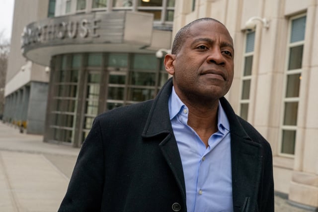 Carlos Watson, CEO of Ozy Media, departs U.S. Federal Court in Brooklyn after being arrested and charged with fraud in New York City, New York, U.S., February 23, 2023. REUTERS/David Dee Delgado/File Photo