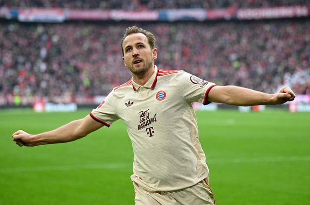 Soccer Football - Bundesliga - Bayern Munich v St. Pauli - Allianz Arena, Munich, Germany - March 29, 2025 Bayern Munich's Harry Kane celebrates after Leroy Sane scores their third goal REUTERS/Angelika Warmuth