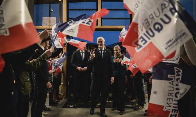 Laurent Wauquiez s'est rendu ce samedi 29 mars dans son fief du Puy-en-Velay.