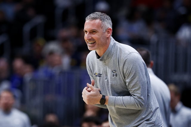 March 20, 2025; Denver, CO, USA; UC San Diego Tritons head coach Eric Olen reacts during the second half against the Michigan Wolverines at Ball Arena. Mandatory Credit: Isaiah J. Downing-Imagn Images/File Photo