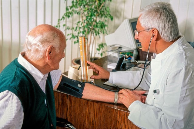Les déserts médicaux concernent 8 millions de Français, en particulier dans le centre de la France.
