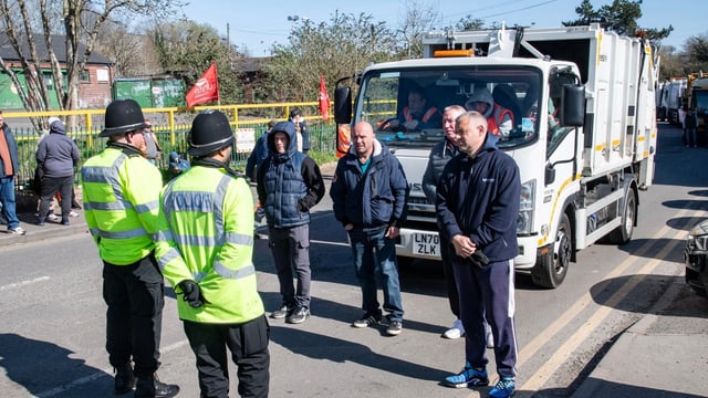 The go-slow protest is legal as long as the strikers do not come to a standstill in front of the lorries