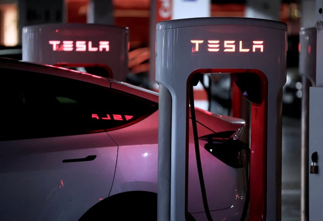 La baisse des ventes de voitures Tesla se poursuivent dans le monde entier