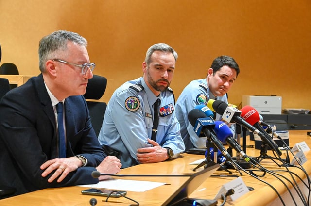 Le procureur d’Épinal a tenu conférence de presse mercredi 2 avril suite double homicide de lundi à Xertigny. Un prêtre à la retraite et une femme de 76 ans ont été tués à coups de pierre.