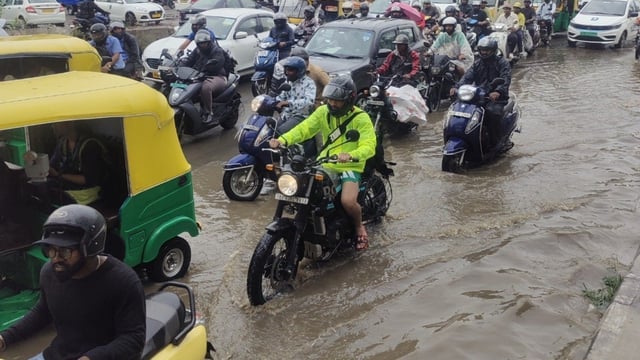he intensity of the rainfall is likely to increase on Sunday, April 7, bringing more widespread showers across Bengaluru.
