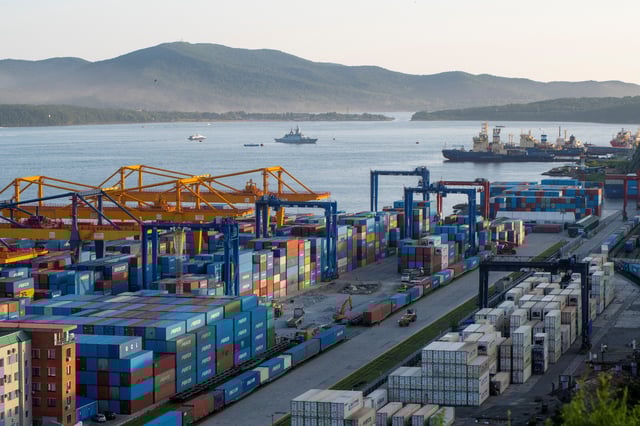 A general view shows a commercial port in the far eastern city of Vladivostok, Russia August 13, 2024. REUTERS/Alexander Manzyuk/File Photo