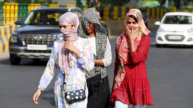 IMD has predicted heatwave conditions over the next 6 days across North India, including Delhi, Rajasthan, Uttar Pradesh, and other states.