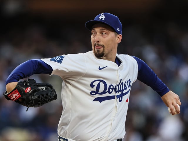 Los Angeles, CA, Wednesday, April 2, 2025 - Los Angeles Dodgers pitcher Blake Snell (7) pitches against the Atlanta Braves at Dodger Stadium,. (Robert Gauthier/Los Angeles Times via Getty Images)