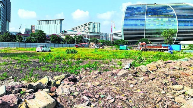 Mumbai real estate update: Japan’s Sumitomo and a consortium led by Brookfield have emerged as the highest bidders for three prime land parcels auctioned by the Mumbai Metropolitan Region Development Authority. (Picture for representational purposes only)