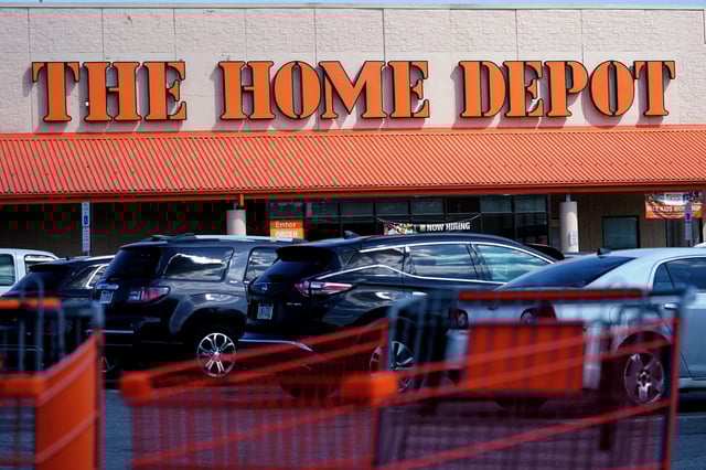 Home Depot will not start charging customers for parking, the company said in response to an April Fools&#39; Day prank by a tool review website, which claimed the chain would institute parking fees to combat inflation.