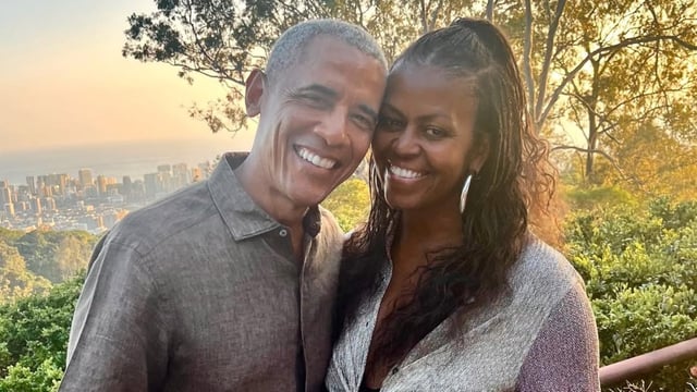 Former US president Barack Obama with wife Michelle Obama