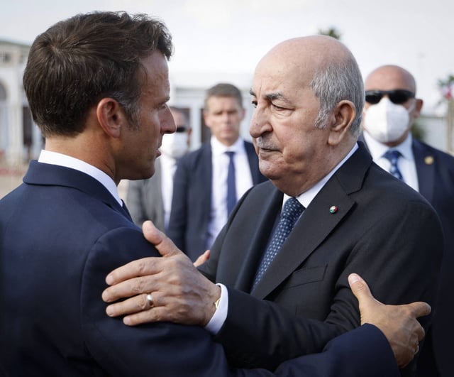 Le président français Emmanuel Macron et son homologue algérien Abdelmadjid Tebboune, en août 2022 à Alger.