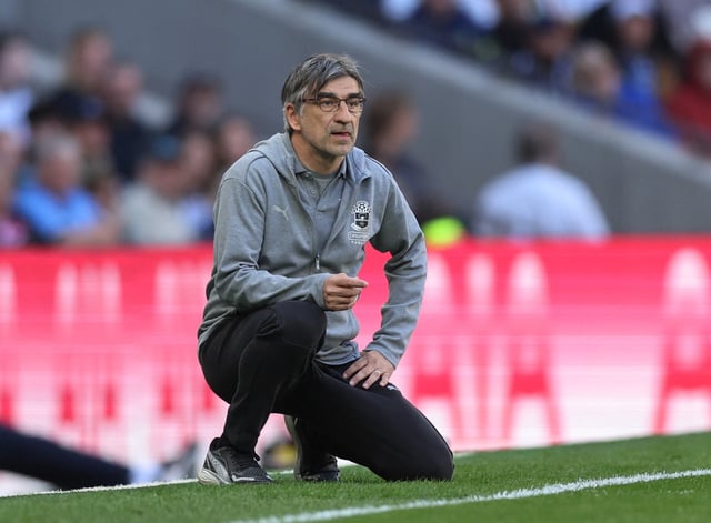 Soccer Football - Premier League - Tottenham Hotspur v Southampton - Tottenham Hotspur Stadium, London, Britain - April 6, 2025 Southampton manager Ivan Juric looks on REUTERS/David Klein EDITORIAL USE ONLY. NO USE WITH UNAUTHORIZED AUDIO, VIDEO, DATA, FIXTURE LISTS, CLUB/LEAGUE LOGOS OR 'LIVE' SERVICES. ONLINE IN-MATCH USE LIMITED TO 120 IMAGES, NO VIDEO EMULATION. NO USE IN BETTING, GAMES OR SINGLE CLUB/LEAGUE/PLAYER PUBLICATIONS. PLEASE CONTACT YOUR ACCOUNT REPRESENTATIVE FOR FURTHER DETAILS..