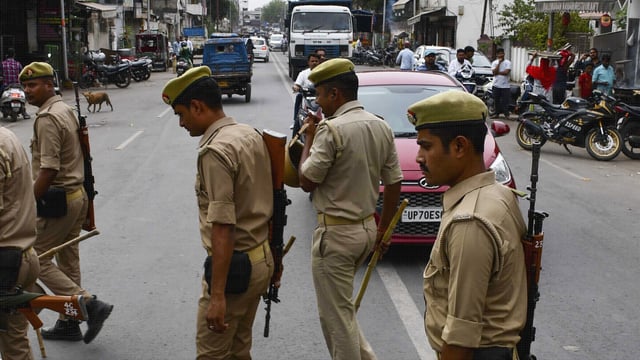 Uttar Pradesh police have launched an investigation into the alleged gangrape of a student by 23 men.