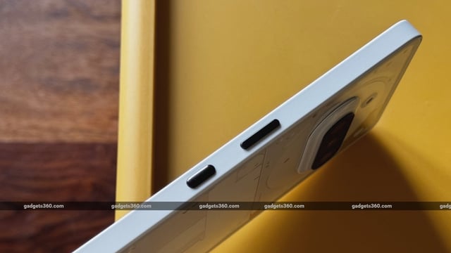 Essential Space is activated via a dedicated key placed on the Nothing Phone 3a series' right spine
